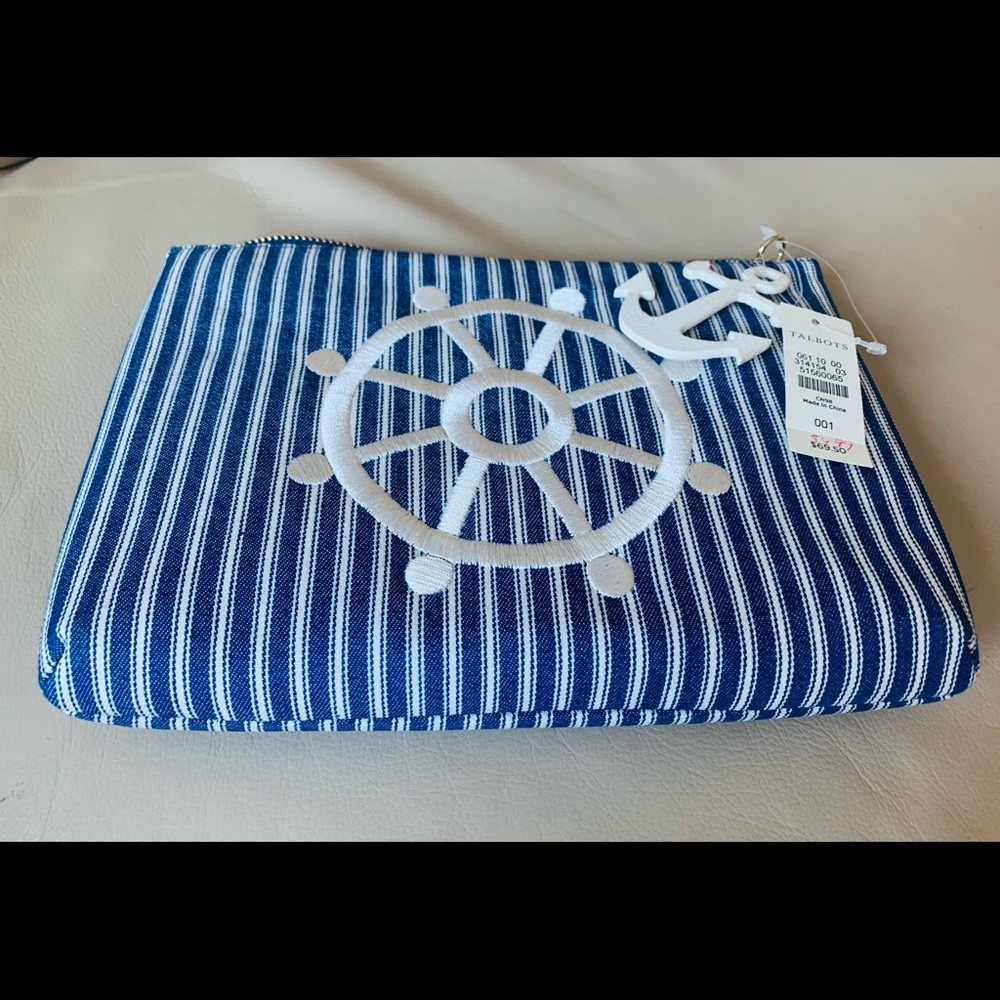 NWT Clutch purse